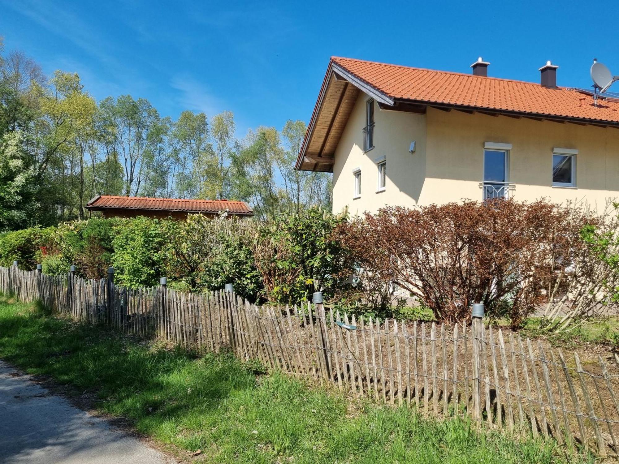 Ferienwohnung Boutique Ferienhaus Chiemsee Übersee Exterior foto